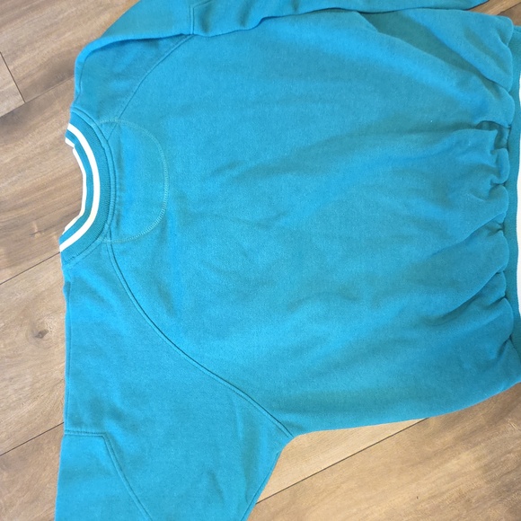 Vintage London Fog Sweater. Jade blue. Size Large - Picture 3 of 6